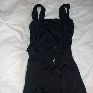 Lucy in the sky xs backless bow dress.